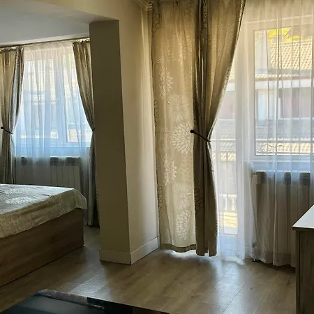 Boutique Family Hotel BRIO Хотел 3*